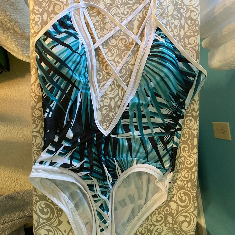 NEW One Piece Swimsuit